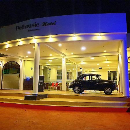 Delhousie Hotel Nallathanniya Exterior photo