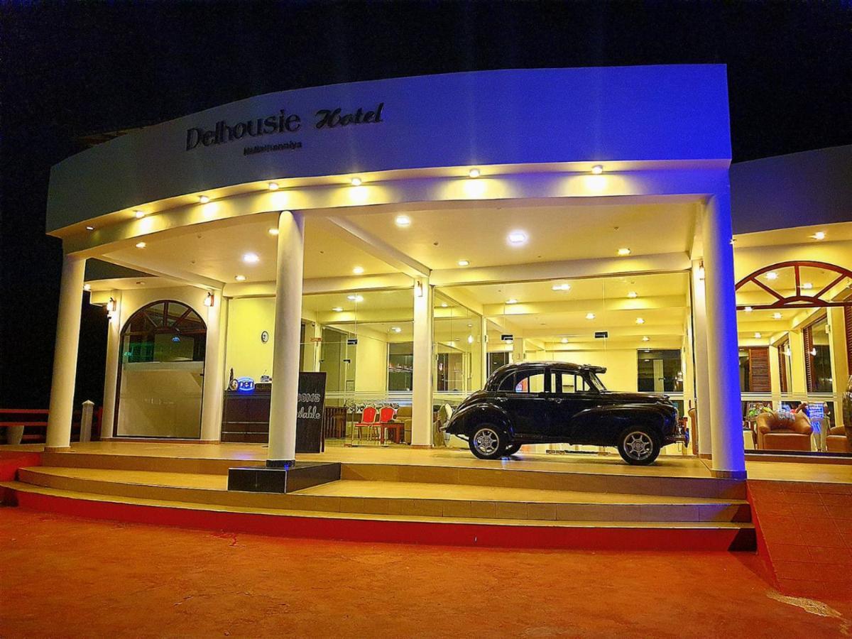 Delhousie Hotel Nallathanniya Exterior photo