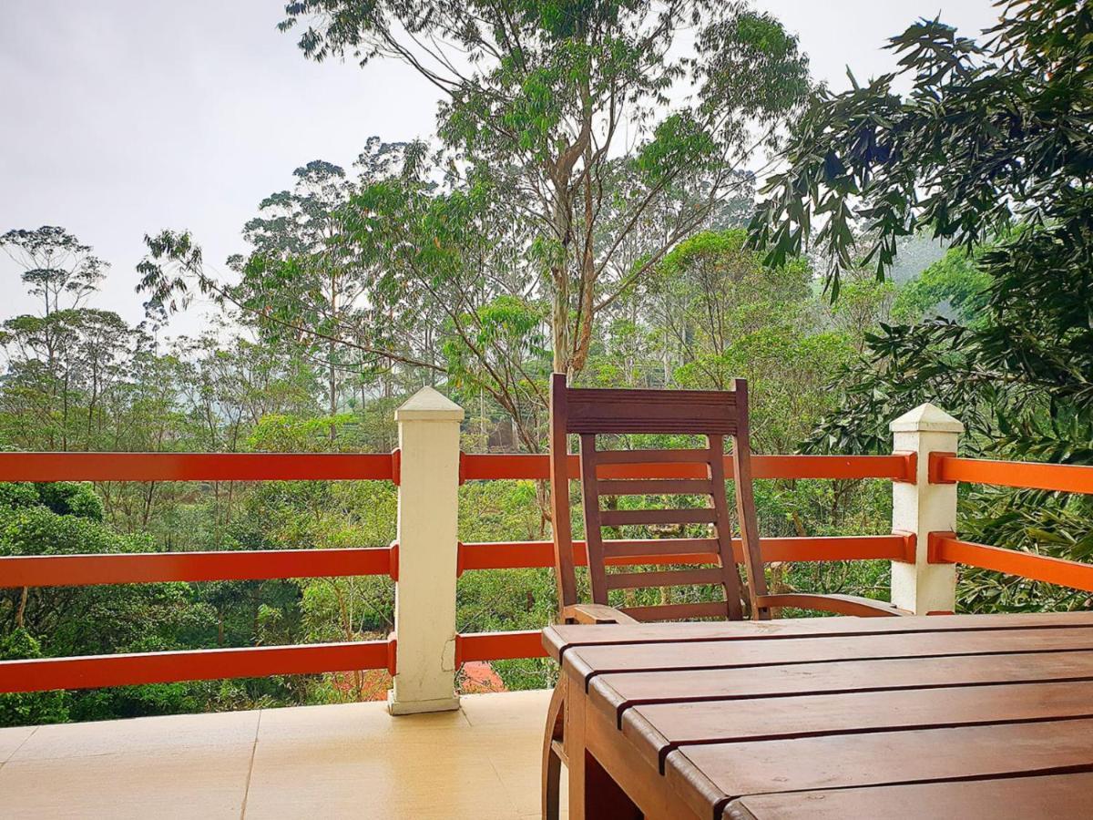 Delhousie Hotel Nallathanniya Exterior photo